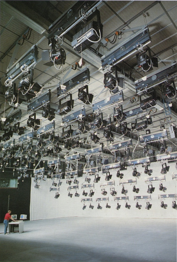 World first fully automated studio lighting, 1988