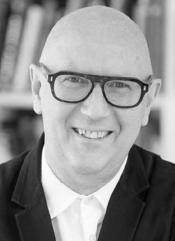 Photo of Andrew Grant