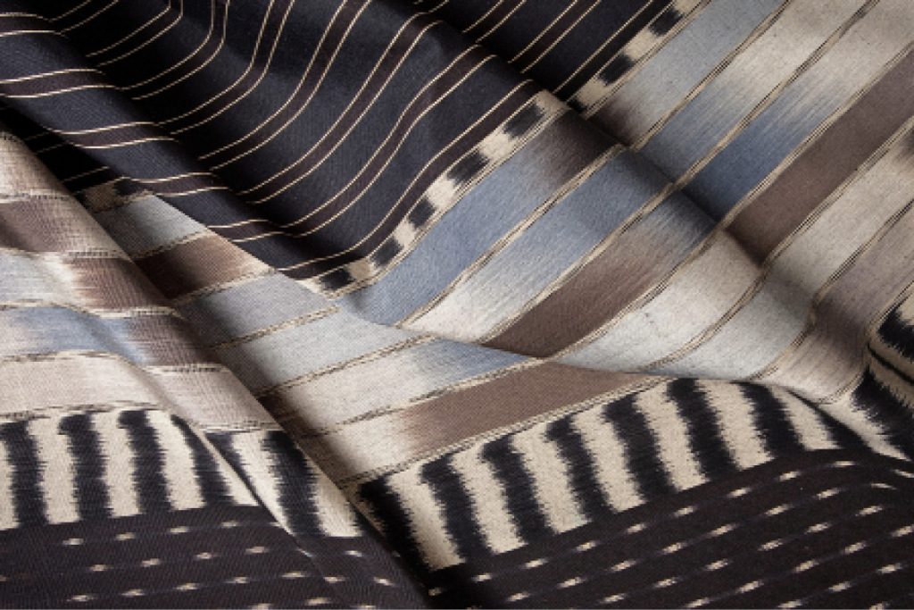 Woven ikat, 2010