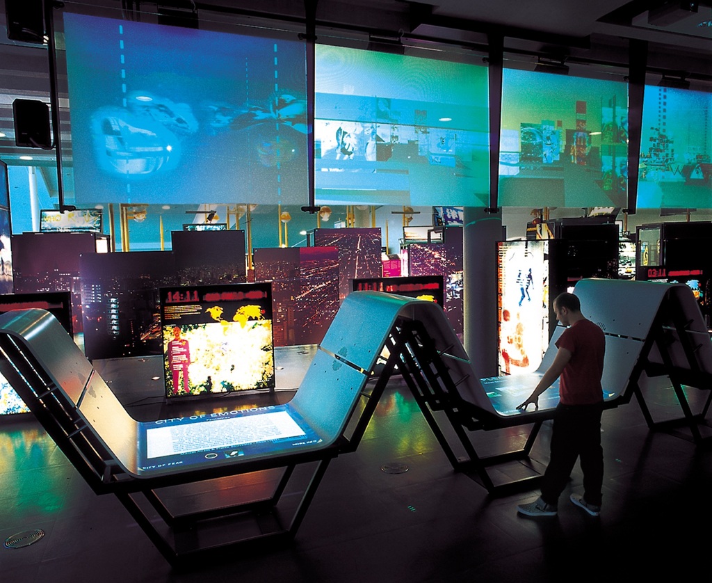 Urbis : City Being, 2002