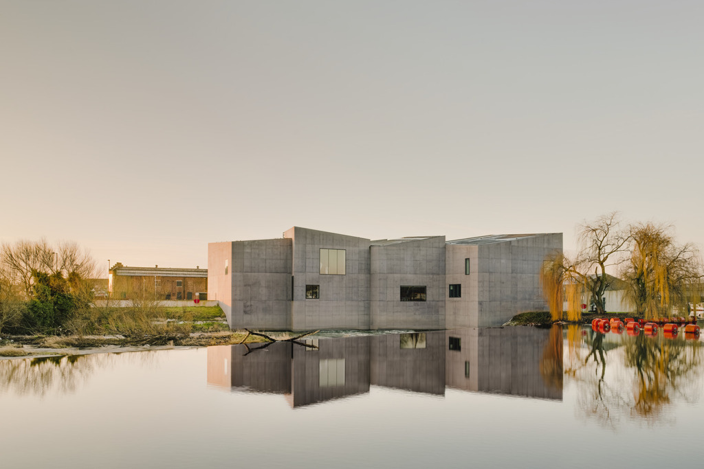 The Hepworth Wakefield, West Yorkshire, UK,, 2003-11
