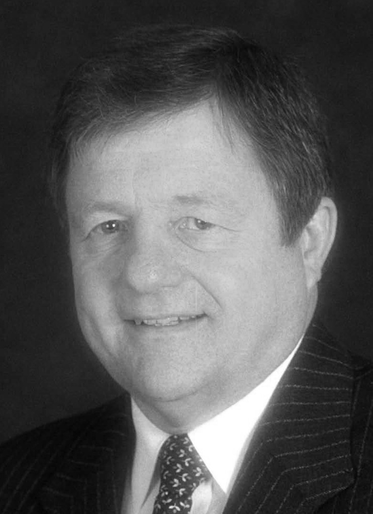 Photo of Geoffrey Kirk