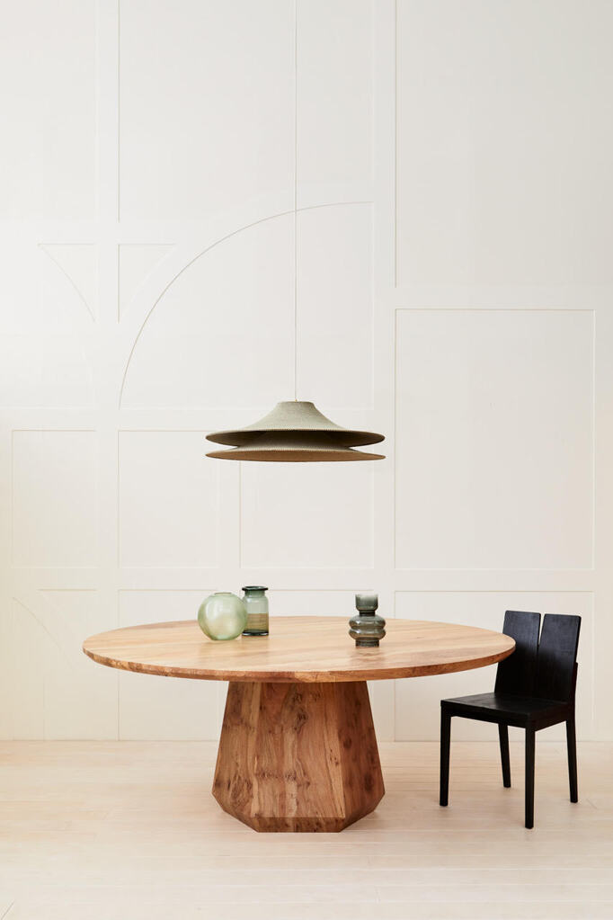 Sendal coffee table,