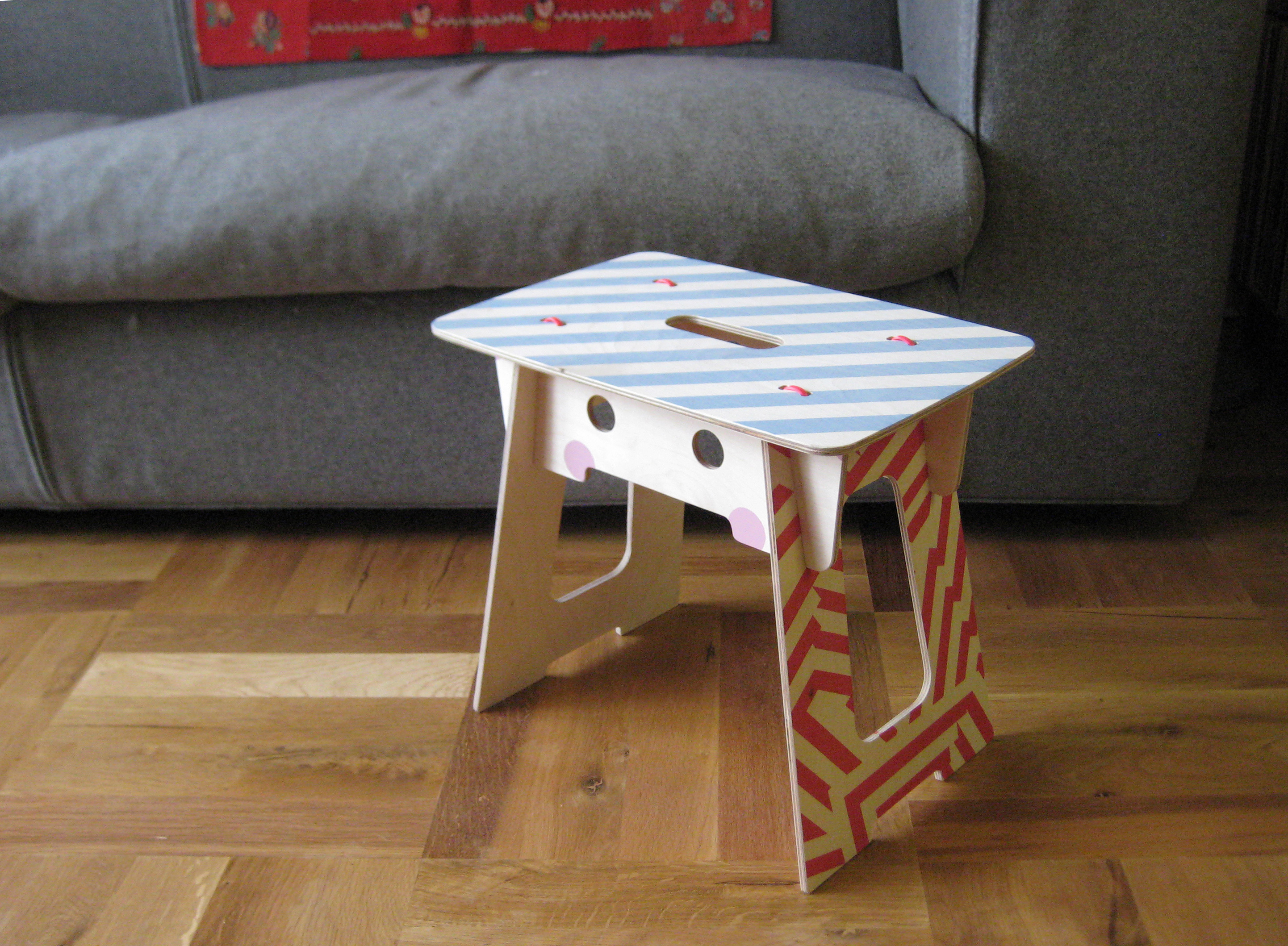 Stool, 2009